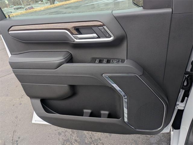 new 2026 GMC Sierra 1500 car, priced at $47,995