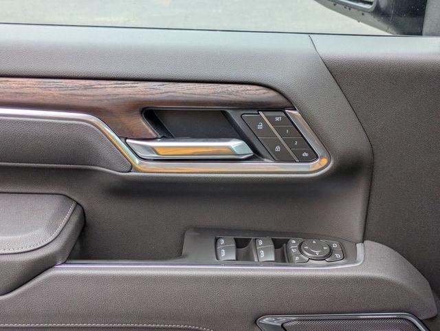 new 2025 GMC Sierra 2500 car, priced at $81,000