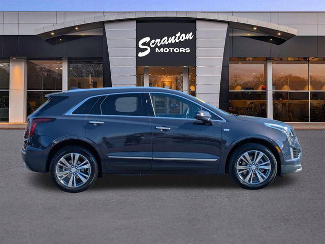 used 2025 Cadillac XT5 car, priced at $41,970