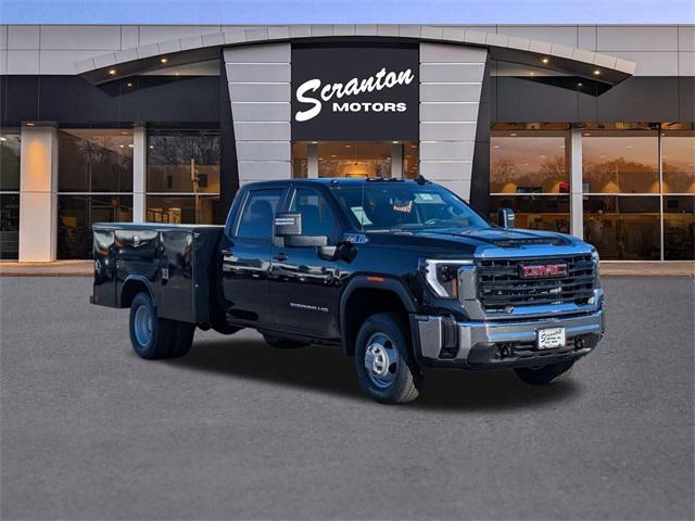 new 2025 GMC Sierra 3500 car, priced at $75,128