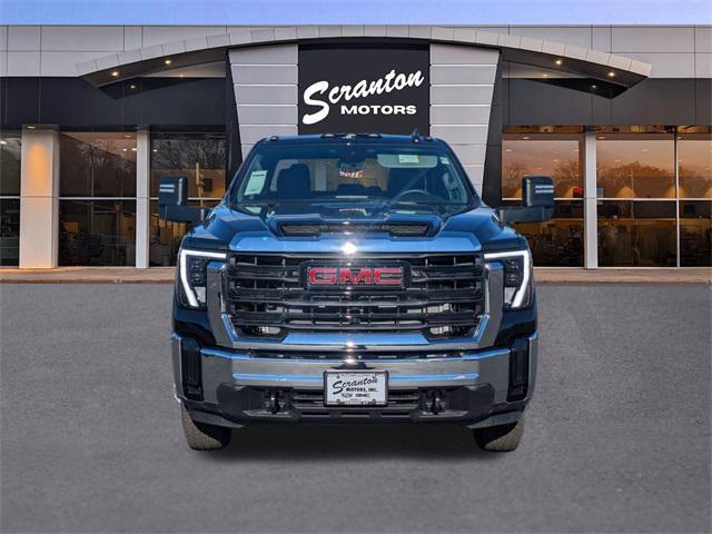 new 2025 GMC Sierra 3500 car, priced at $75,128