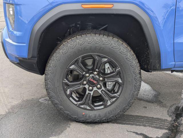 new 2025 GMC Canyon car, priced at $45,209