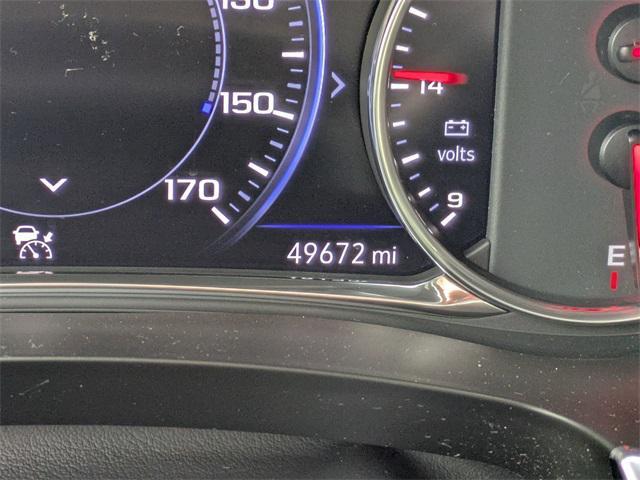 used 2022 Chevrolet Traverse car, priced at $29,287