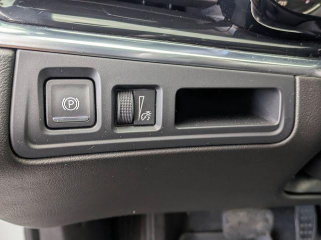 used 2023 Cadillac XT6 car, priced at $33,987