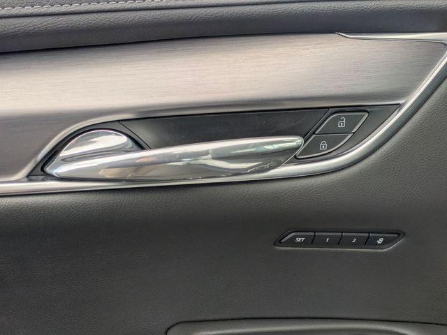 used 2023 Cadillac XT6 car, priced at $33,987