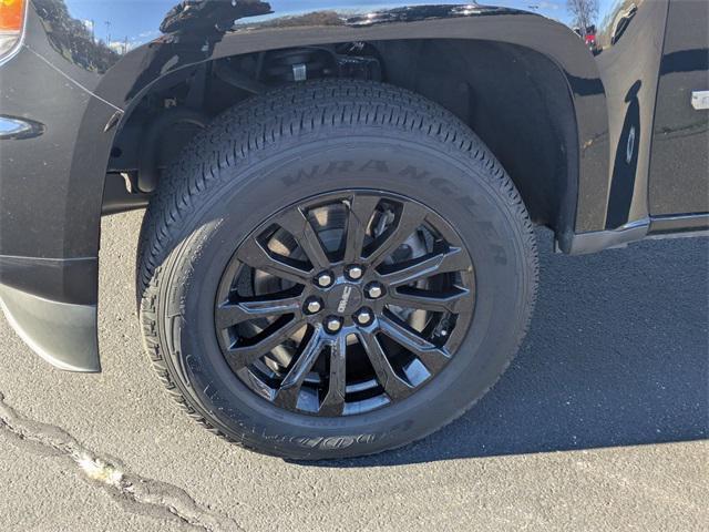 used 2022 GMC Canyon car, priced at $29,987