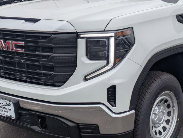 new 2026 GMC Sierra 1500 car, priced at $45,976