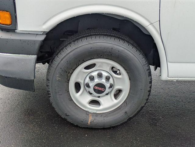 new 2025 GMC Savana 3500 car, priced at $53,085