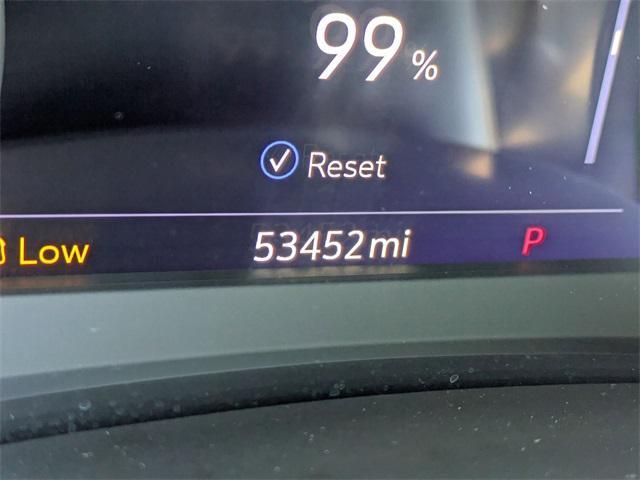 used 2020 Cadillac XT5 car, priced at $28,987