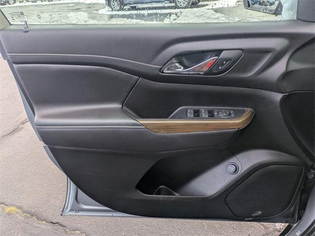 used 2023 GMC Acadia car, priced at $30,787