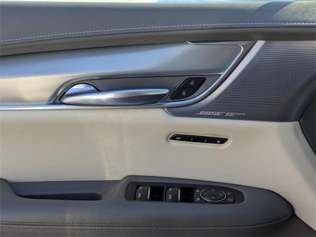 used 2020 Cadillac XT5 car, priced at $19,787