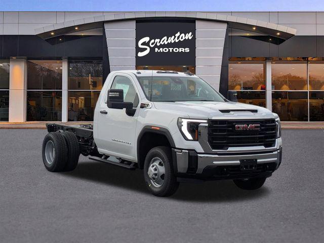 new 2026 GMC Sierra 3500 car, priced at $55,108