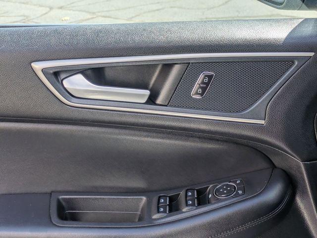 used 2024 Ford Edge car, priced at $20,987