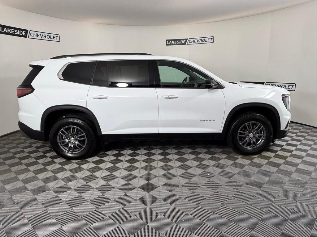 used 2025 GMC Acadia car, priced at $33,645