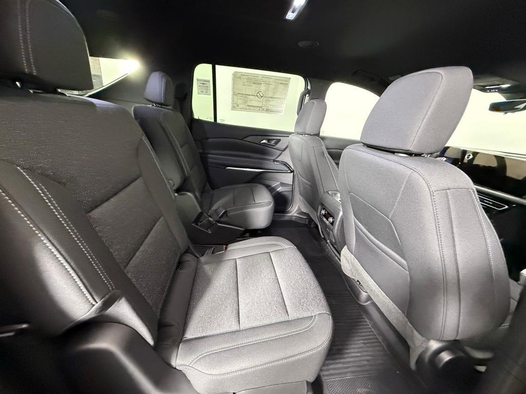 new 2026 Chevrolet Traverse car, priced at $48,095