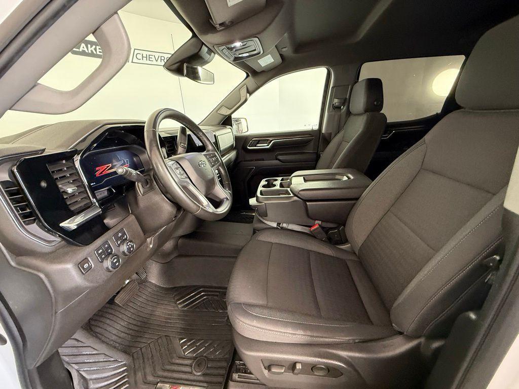 used 2024 Chevrolet Silverado 1500 car, priced at $38,245