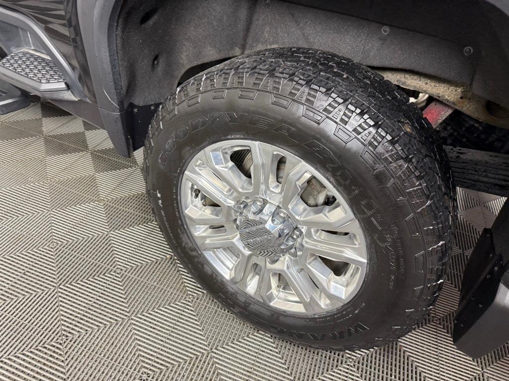 used 2022 GMC Sierra 2500 car, priced at $60,245