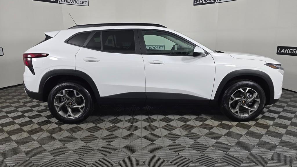 new 2025 Chevrolet Trax car, priced at $24,750