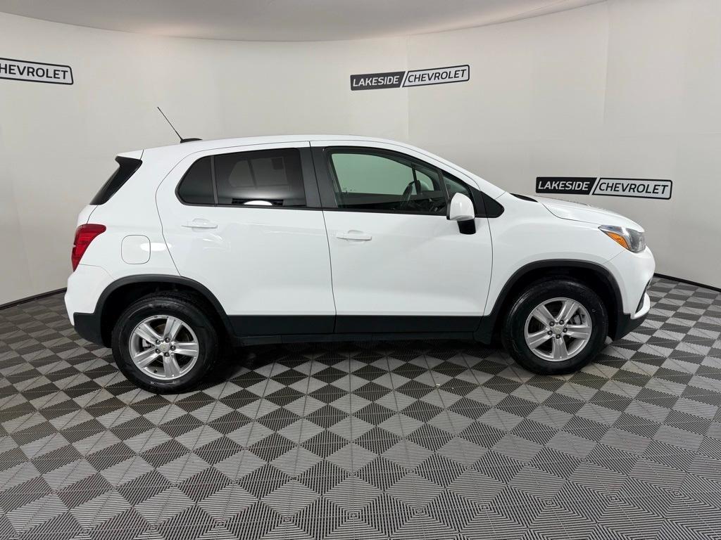 used 2022 Chevrolet Trax car, priced at $15,932