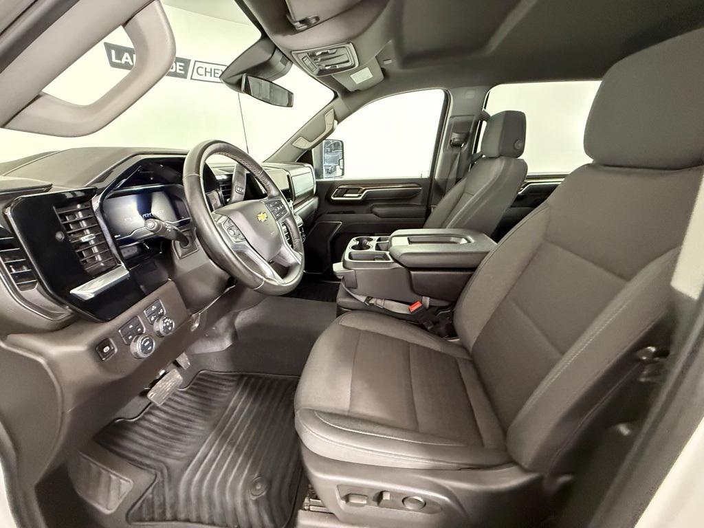 used 2025 Chevrolet Silverado 2500 car, priced at $59,645