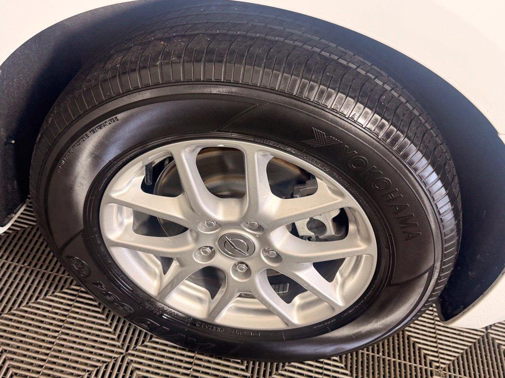used 2023 Chrysler Pacifica car, priced at $20,861