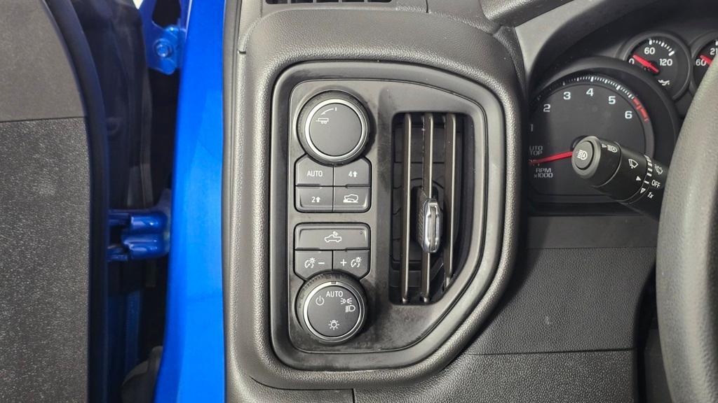 used 2022 Chevrolet Silverado 1500 car, priced at $27,444