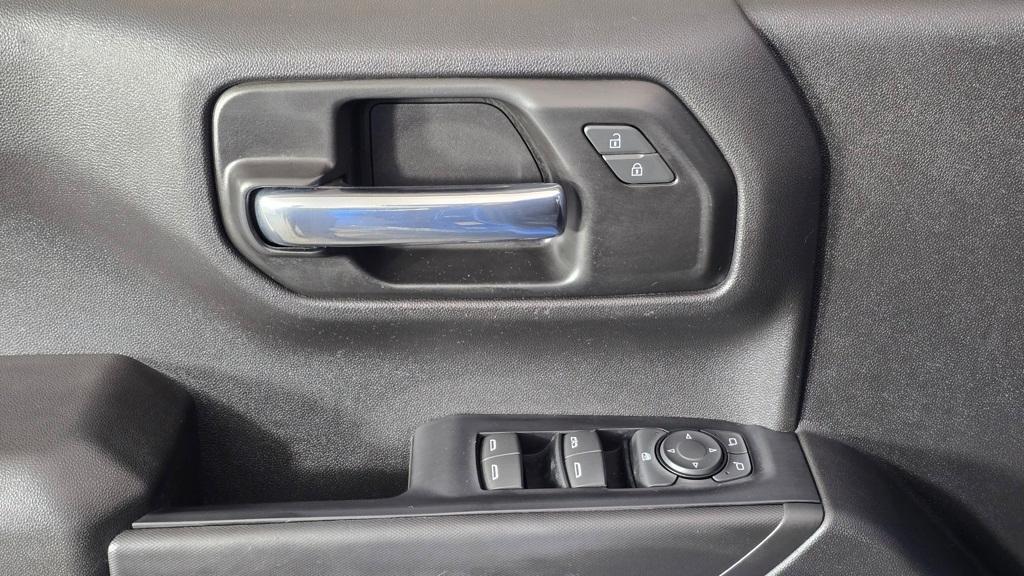 used 2022 Chevrolet Silverado 1500 car, priced at $27,444