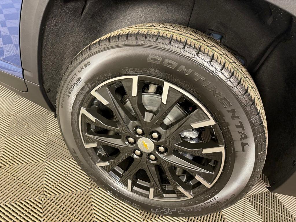 new 2026 Chevrolet Traverse car, priced at $44,795