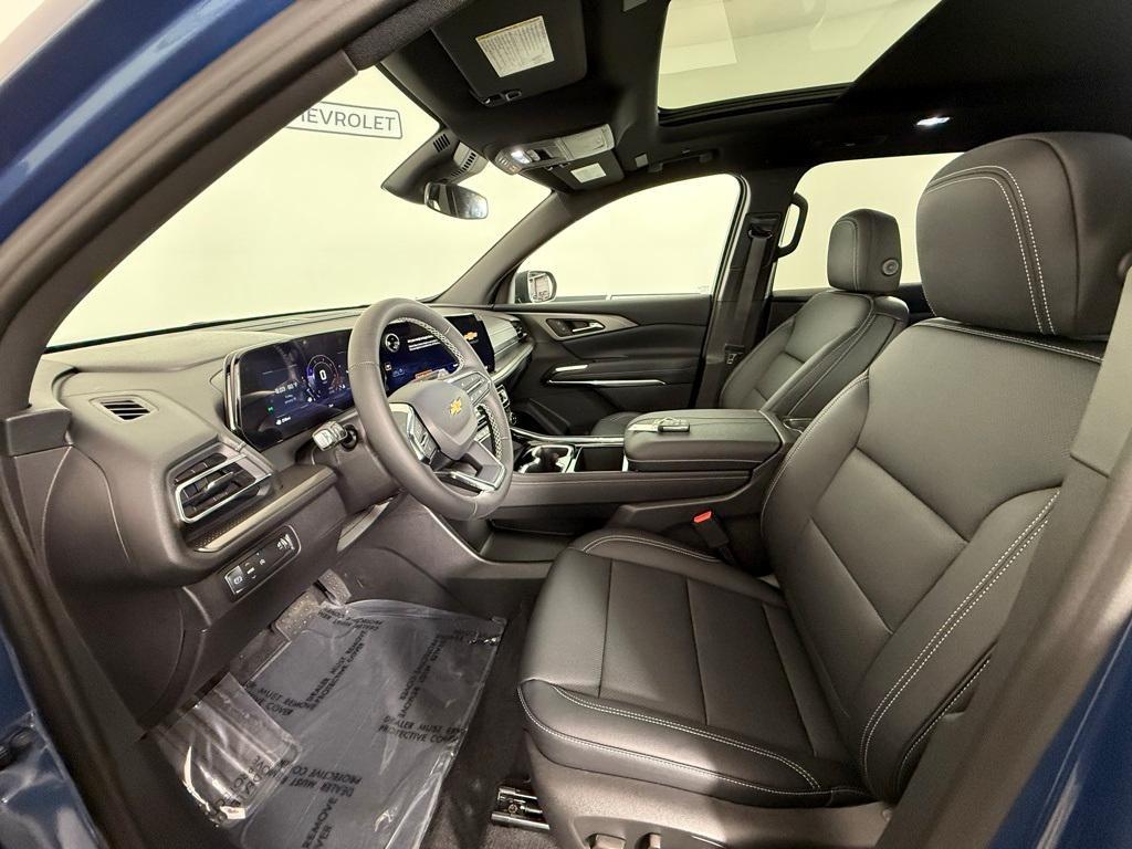 new 2026 Chevrolet Traverse car, priced at $44,795
