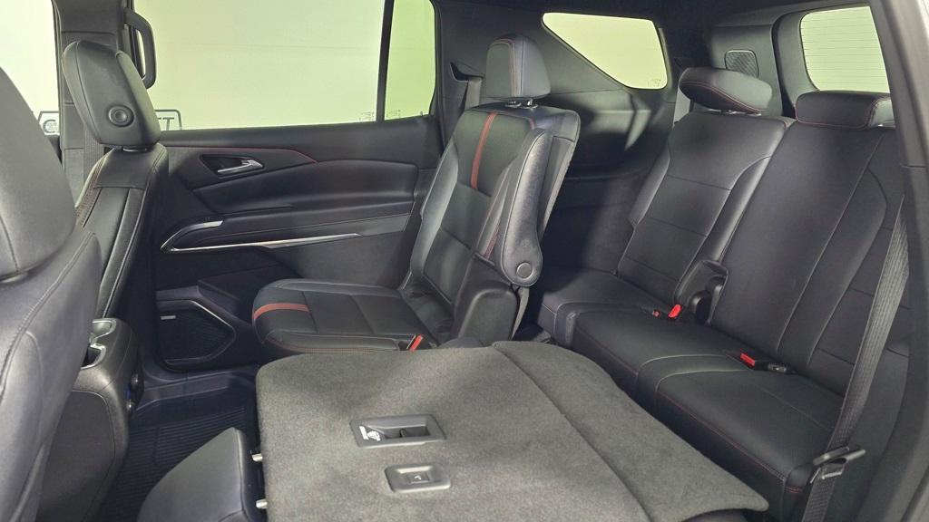 used 2024 Chevrolet Traverse car, priced at $47,555