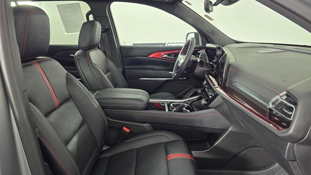 used 2024 Chevrolet Traverse car, priced at $47,555