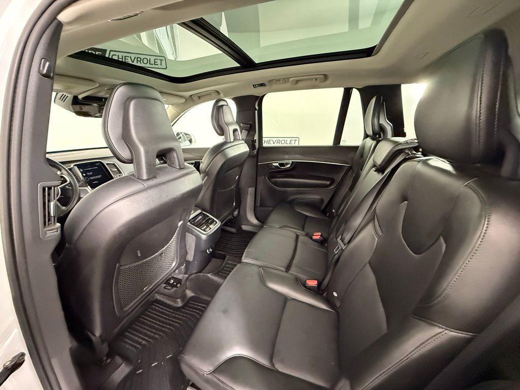 used 2020 Volvo XC90 car, priced at $20,125