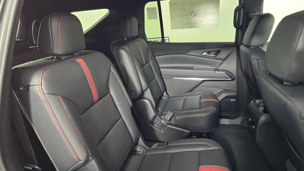 new 2026 Chevrolet Traverse car, priced at $58,895