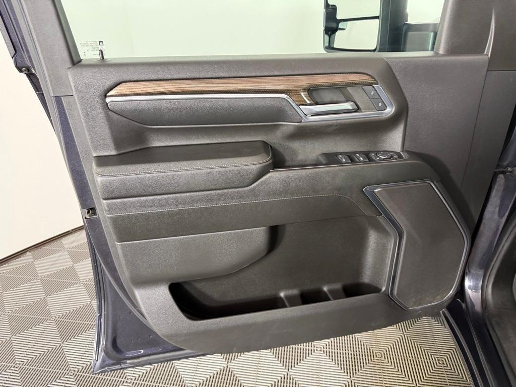 used 2024 Chevrolet Silverado 2500 car, priced at $50,645