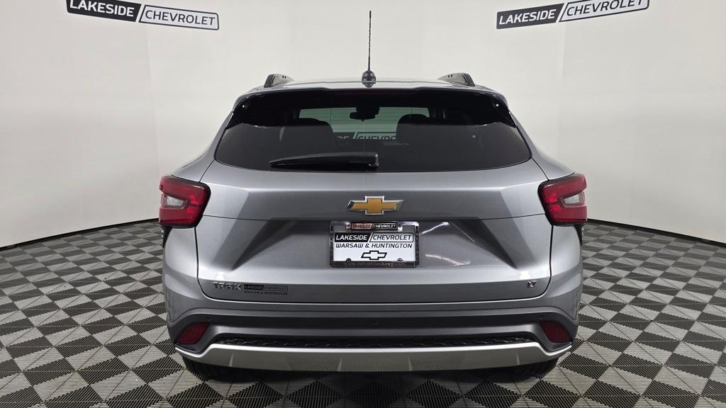 new 2025 Chevrolet Trax car, priced at $24,750