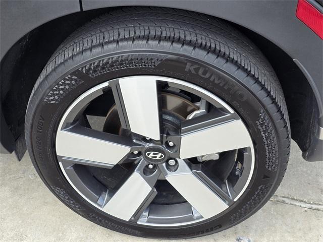 used 2024 Hyundai Santa Fe car, priced at $36,999