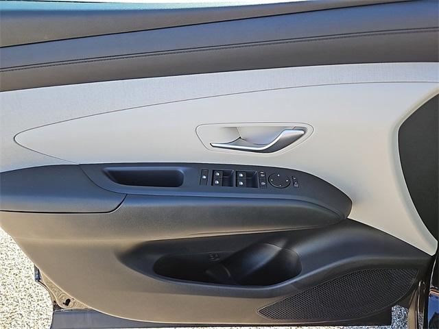 new 2025 Hyundai Tucson car, priced at $25,060