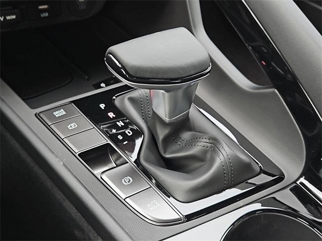 new 2025 Hyundai ELANTRA HEV car, priced at $20,189