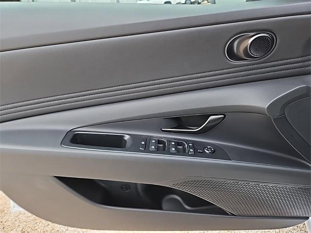 new 2025 Hyundai ELANTRA HEV car, priced at $20,189