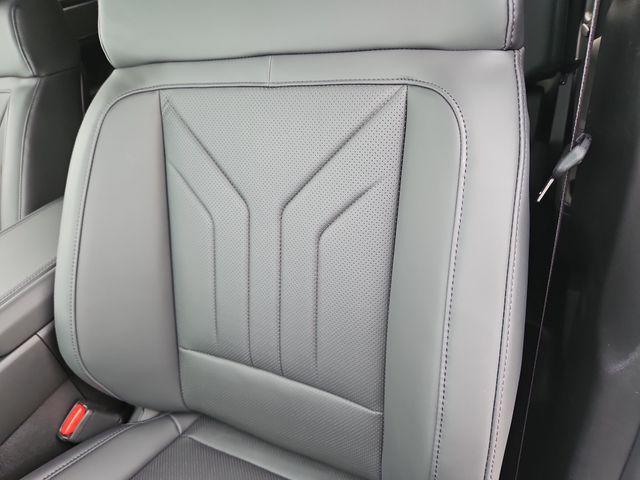 new 2026 Hyundai SANTA FE HEV car, priced at $40,725