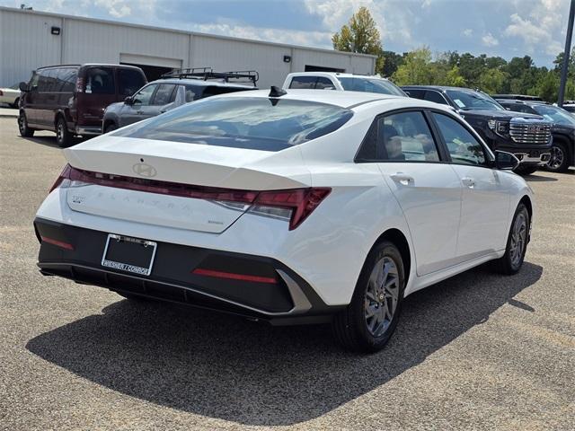 new 2025 Hyundai ELANTRA HEV car, priced at $17,864