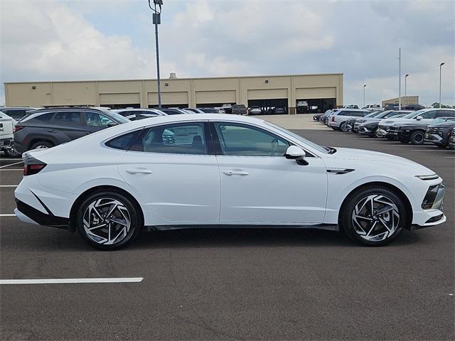 new 2026 Hyundai Sonata car, priced at $30,810