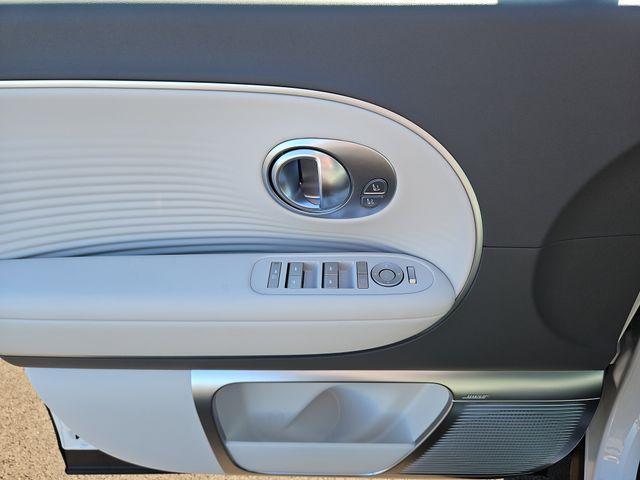 new 2026 Hyundai IONIQ 9 car, priced at $74,003