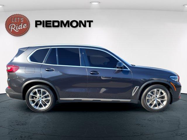 used 2021 BMW X5 car, priced at $31,900