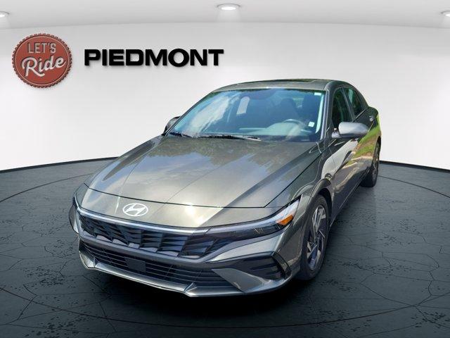 used 2025 Hyundai Elantra car, priced at $23,450