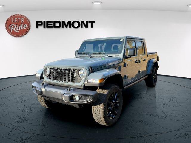 used 2025 Jeep Gladiator car, priced at $39,450