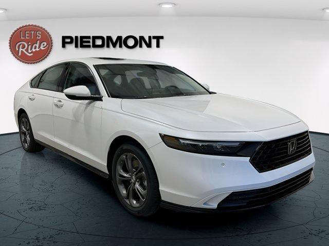 new 2025 Honda Accord Hybrid car