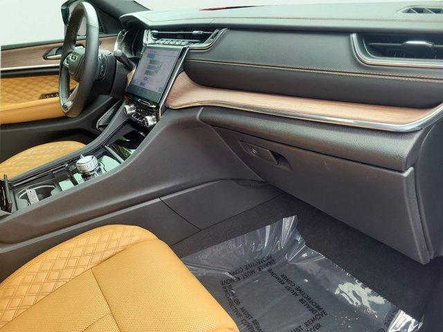 used 2025 Jeep Grand Cherokee car, priced at $52,400