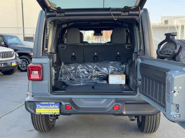 new 2025 Jeep Wrangler car, priced at $47,780