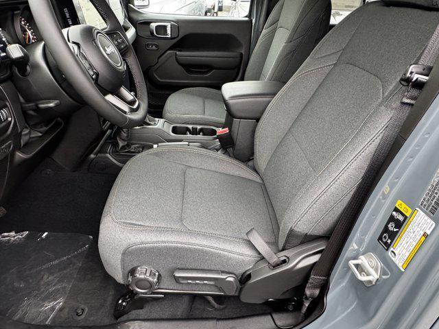 new 2025 Jeep Wrangler car, priced at $47,723